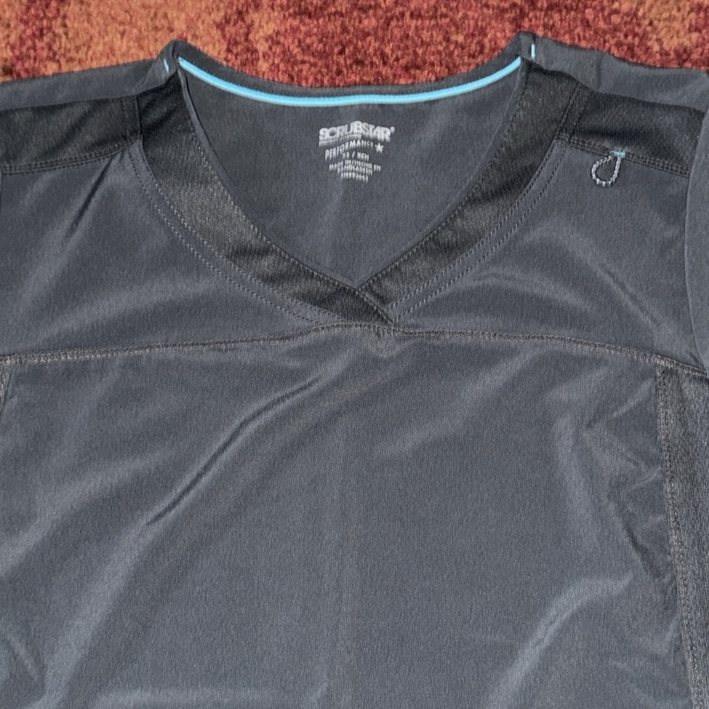 Scrubstar Scrub‎ Top - Picture 4 of 6